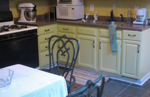 Algiers Point Apartment | Cozy, Humble 1-Bedroom Near Ferry - Great for Travel Nurses!