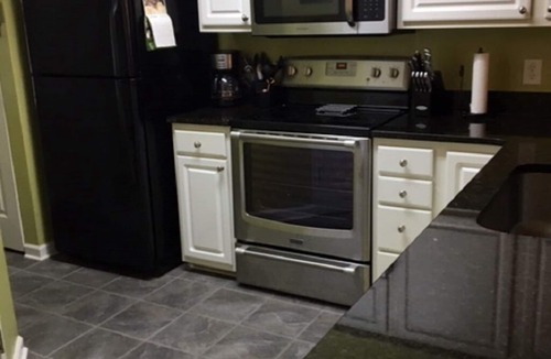 Pawleys Island Condo | Cozy King Condo on True Blue Golf Club steps from pool hot tub + State Park Pass