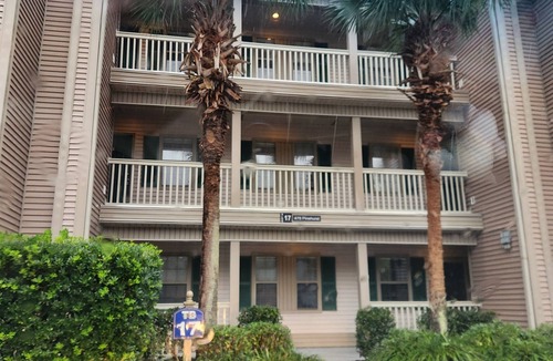 Pawleys Island Condo | Cozy King Condo on True Blue Golf Club steps from pool hot tub + State Park Pass