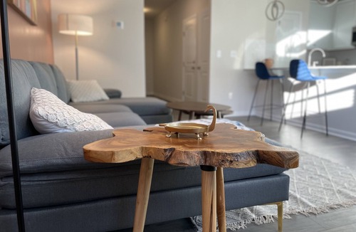 Terrell House | Cozy Modern 3 Bed Townhome Near Lake Norman and Shopping