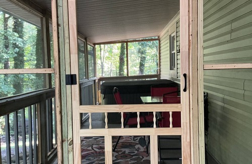 Tallassee House | Cozy mountain getaway with hot tub and fenced in yard