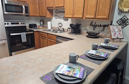 Gulf Hills House | Cozy Ocean Springs Townhome minutes from OC Downtown and Biloxi
