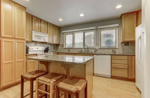 Fernandina Beach House | Cozy Oceanfront 3BR Townhouse Sandpiper Loop - 95066
