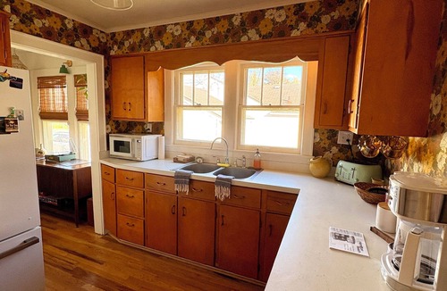 Summerlee House | Cozy, pet friendly house minutes from New River Gorge NP with large backyard