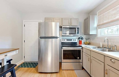 South Nashville Apartment | Cozy Pet Friendly Music City Escape - Near Broadway