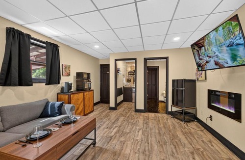 Hickory House | Cozy, Pet-Friendly Retreat in Hickory w/Fire Pit!