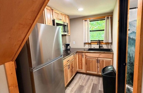 Oldfort Cabin | Cozy Pine 1-bedroom cabin in gorgeous Old Fort with AC