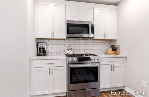 Ottawa Beach House | Cozy Private Home - 1 Mile From Holland State Park