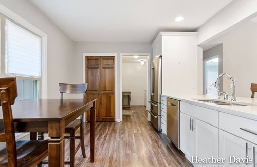 Ottawa Beach House | Cozy Private Home - 1 Mile From Holland State Park