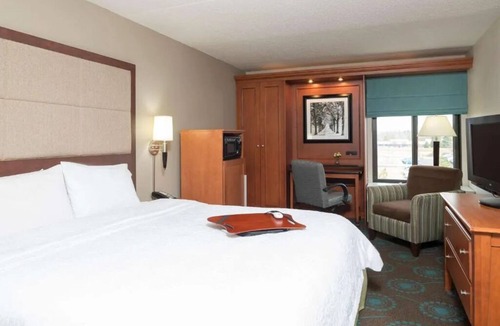 Thurston Hotel | Cozy Room w/Free Hot Breakfast & Onsite Parking - Ideal for UM Visits