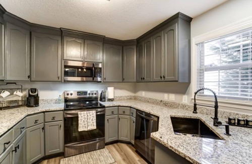 Belmont House | Cozy Space - Minutes from all Charlotte area has to offer