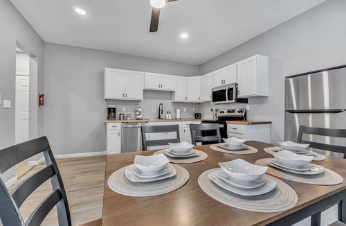 Hough Apartment | Cozy & Spacious Four Bedroom