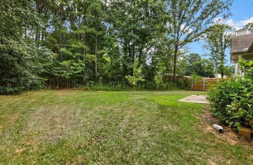 Lawrenceville House | Cozy Sugarloaf 3/2 Ranch Home Fenced Yard, Tesla charger, Quiet, close to Hwy