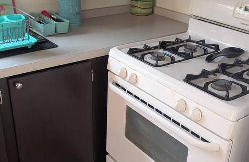 Farmington Hills House | Cozy Tiny House- 25mins From Downtown Detroit