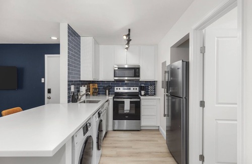 Tower Grove East Apartment | ✰ Cozy Tower Grove Apt near SLU - Foundry - Downtown STL ✰