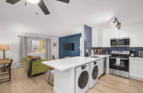 Tower Grove East Apartment | ✰ Cozy Tower Grove Apt near SLU - Foundry - Downtown STL ✰