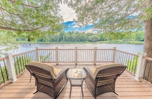 Cornell Cabin | Cozy UP River Cabin—Prime Spring Trout Fishing & Easy UP Exploring