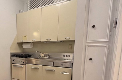 Greater Belhaven Apartment | Cozy Walkable Belhaven Studio