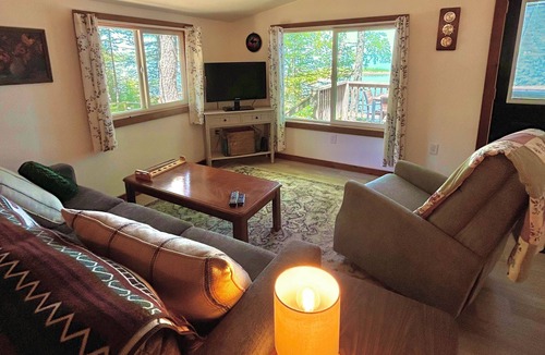 Brimley Cabin | Cozy waterfront cabin in delightful Brimley with WiFi, AC, sand beach