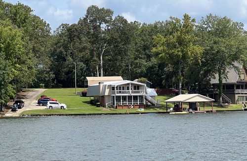 Jacksons' Gap House | Cozy waterfront home with boat ramp, dock and gentle sloping lot.