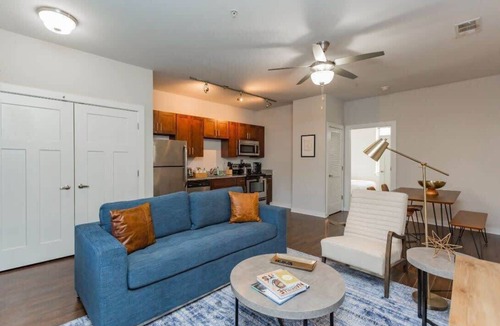 Music Row Apartment | CozySuites Music Row Alluring 1BR in Nashville! 43