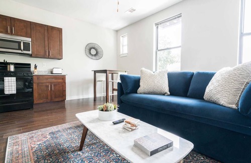 Music Row Apartment | CozySuites MusicRow Astonishing SDO Nashville! 07