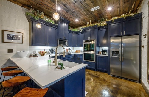 Pickens Cabin | Creekside 6BR Retreat w/UTV Trails & Hot Tub & Pet-Friendly