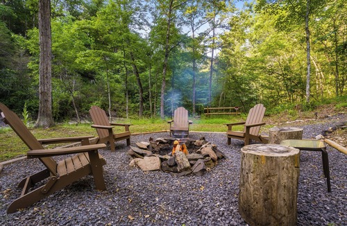 Wardensville Cabin | Creekside Cabin Retreat - Hot Tub, Treehouse, Fire Pit, Near Lost River WV
