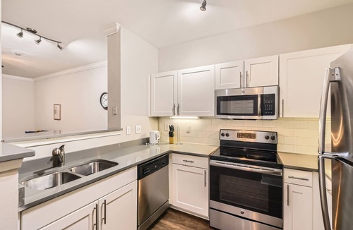 Old Fourth Ward Apartment | Crest at Midtown 4209 l 1 Bedroom 1 Bathroom