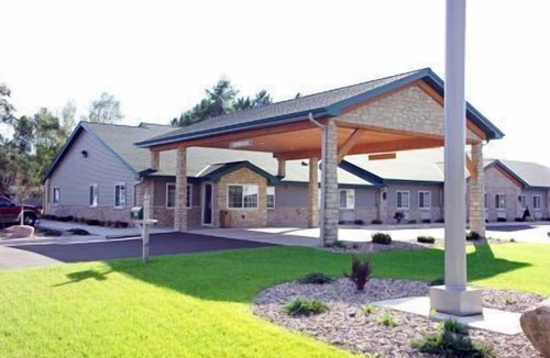 Crivitz Hotel | Crivitz Lodge