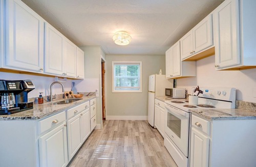 Muskegon Cabin | Cute Cabin Rental for Lovely Glamping Trips on Lake Michigan