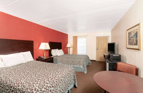 Cave City Hotel | Days Inn by Wyndham Cave City