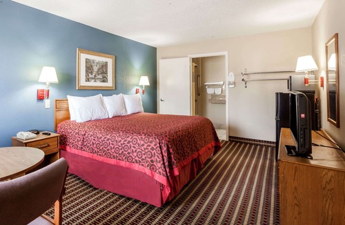 Talbot's Corner Hotel | Days Inn by Wyndham Nashville North/Opryland Area