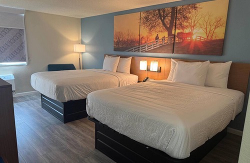 Festus Hotel | Days Inn & Suites By Wyndham Festus