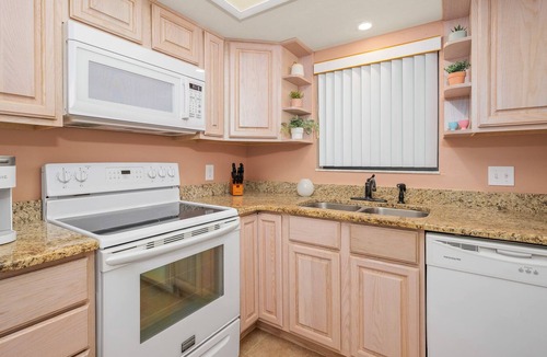 Port Orange Condo | Daytona Beach Luxury Waterfront Retreat 103