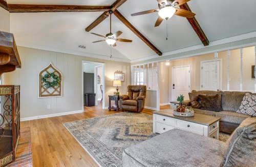 Decatur House | Decatur Vacation Rental w/Patio!