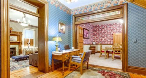 McClellandtown Bed & Breakfast | Deer Creek Winery at Watson Estate