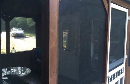 Damascus Cabin | Deer run cabin in Damascus, Virginia