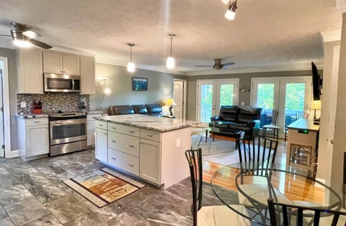 La Follette House | Deerfield Golf and Lakefront, hot tub, pet-friendly