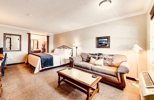 Hayesville Hotel | Deerfield Inn - Virtual Check In