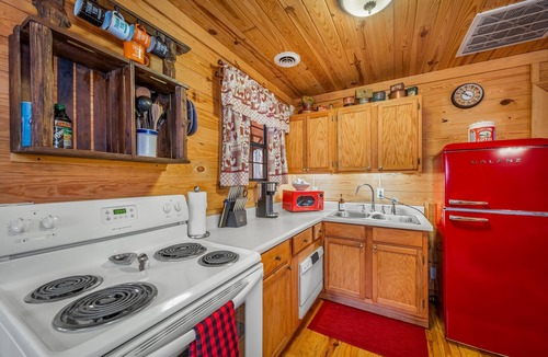 Mentone Cabin | Deerwood-private, cozy cabin in the woods