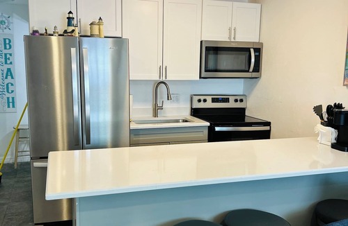 Fort Myers Beach Cottage | DEJA BLUE 1000 FT from Beach Great for Families