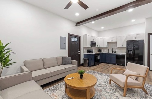 St. Louis Apartment | Delightful 1-bedroom apartment in St. Louis