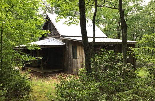 Monterey Cabin | Delightful 2-bedroom cabin in Monterey perfect for a relaxing getaway
