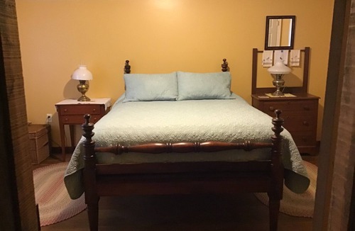 Monterey Cabin | Delightful 2-bedroom cabin in Monterey perfect for a relaxing getaway