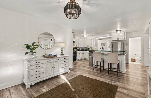Mount Pleasant Apartment | Delightful, Spacious 4BR/2BA close to Shem Creek!