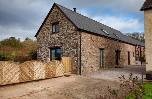 Liverton House | DETACHED BARN CONVERSION. FAMILY FRIENDLY WITH INDOOR POOL, GAMES RM & PLAY AREA