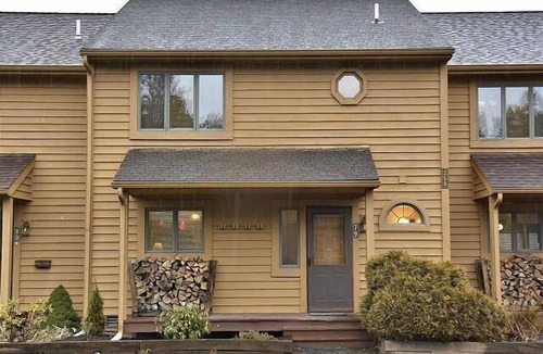 Davis Condo | DF79-Cozy Condo! Pets ok! Pool!