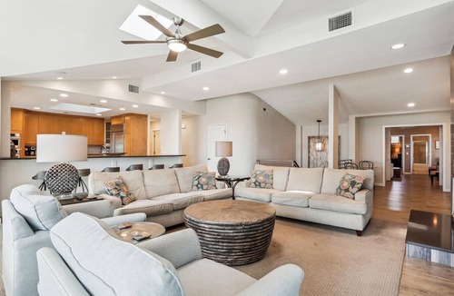 Oceanside House | Direct Oceanfront Home | Free Activities