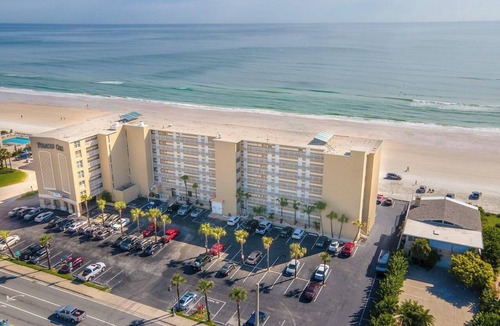 Daytona Beach Shores Apartment | "Direct Oceanfront Studio Condo Close to Sunglow Pier